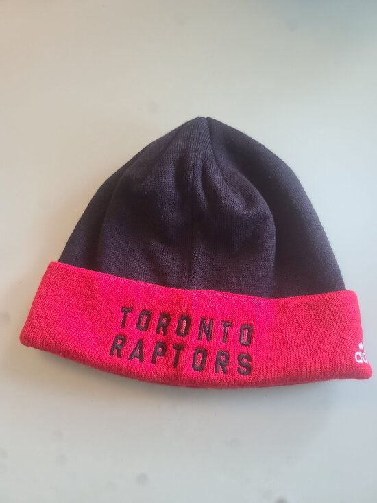 Toronto Raptors' beanie toque - Picture 2 of 5